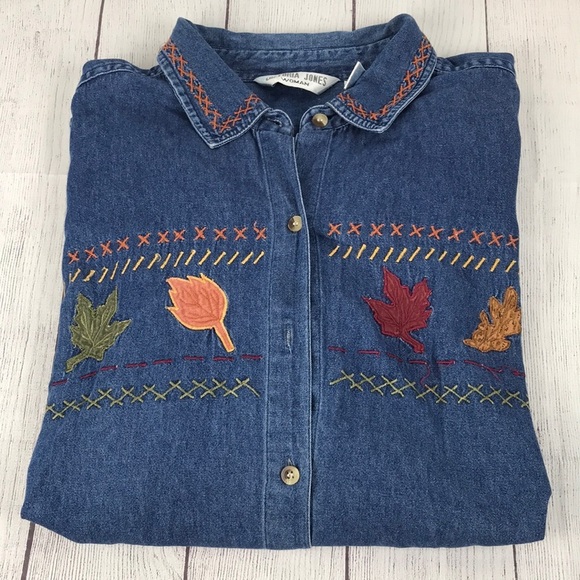 Victoria Jones Woman Tops - Vintage VICTORIA JONES WOMAN- Women's Fall Embroidered Denim Button Down Shirt